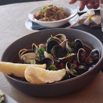 Oasis on the Beach - Clams - Hawaiian Near Me - Kapaa, Hawaii Oasis on the Beach - Clams - Hawaiian Near Me - Kapaa, Hawaii