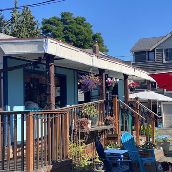 Blue Saucer Café - Outside - Coffee & Tea Near Me - Seattle, Washington