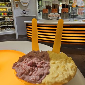 Rice To Riches - Strawberry floozy, peach mango - Desserts Near Me - New York, New York Rice To Riches - Strawberry floozy, peach mango - Desserts Near Me - New York, New York
