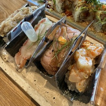 Hello Temaki - Hand roll - Sushi Bars Near Me - Elk Grove, California