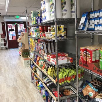 Ridgely's Market - shelves of food and drinks - Beer, Wine & Spirits Near Me - Baltimore, Maryland