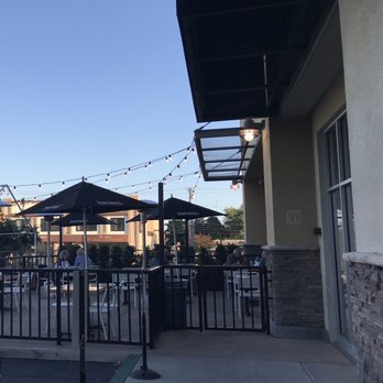 California Fish Grill - Very nice outdoor seating area - Seafood Near Me - Pasadena, California California Fish Grill - Very nice outdoor seating area - Seafood Near Me - Pasadena, California