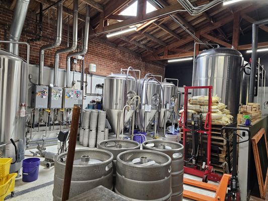 Mattie Groves Brewery by null