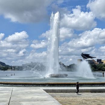 Point State Park Fountain - View of Point State Park Fountain - Local Flavor Near Me Point State Park Fountain - View of Point State Park Fountain - Local Flavor Near Me