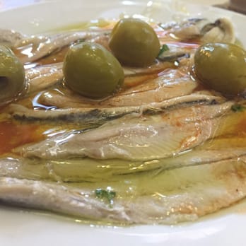 El Vaso de Oro - Boquerones en vinagre (anchovies).  Tasty! - Tapas Bars Near Me - Barcelona, B