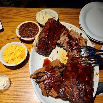 Bobby Q - Mesa - Ribs, Brisket pulled pork - New American Near Me - Mesa, Arizona Bobby Q - Mesa - Ribs, Brisket pulled pork - New American Near Me - Mesa, Arizona