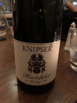 Parlin | Essen und Weinbar by null