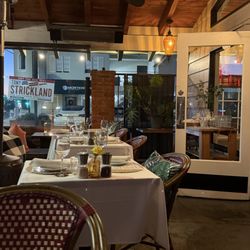 Sol Grill - Interiors