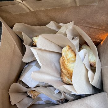 L'Appartement 4F - Bakeries Near Me - Brooklyn, New York L'Appartement 4F - Bakeries Near Me - Brooklyn, New York