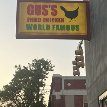 Gus's World Famous Fried Chicken - Signage - Chicken Shop Near Me - Birmingham, Alabama