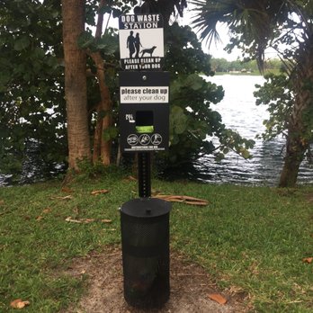 Lake Walk - Pelican Lake - Dog defecation station - Hiking Near Me - Juno Beach, Florida Lake Walk - Pelican Lake - Dog defecation station - Hiking Near Me - Juno Beach, Florida
