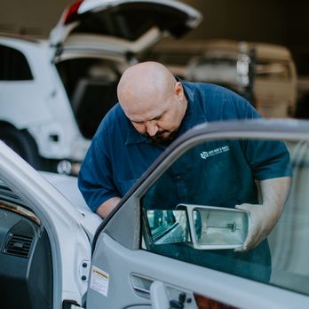 Fix Auto Vista - Mirror Replacement - Body Shops Near Me - Vista, California Fix Auto Vista - Mirror Replacement - Body Shops Near Me - Vista, California