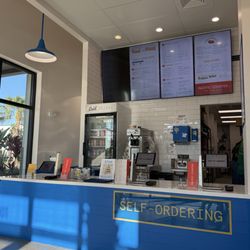 Pacific Counter - Inside
