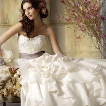 Your Wedding Place - Photo - Bridal Near Me - Red Deer, Alberta