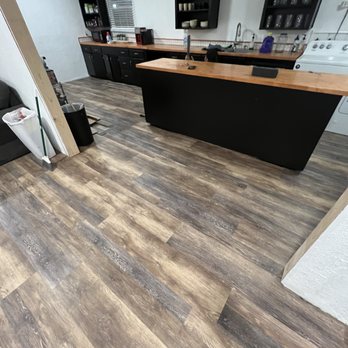 Morenos Handyman Services - Vinyl flooring install - Handyman Near Me Morenos Handyman Services - Vinyl flooring install - Handyman Near Me