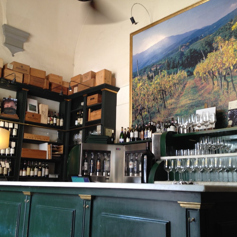 Enoteca Pitti Gola e Cantina - interior - Wine Bars Near Me - Florence, FI