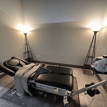 RejuveN8 - Spinal Decompression gently removes pressure off of your bulging discs to get rid of pain, tingling, & numbness. - Chiropractors Near Me - Henderson, Nevada RejuveN8 - Spinal Decompression gently removes pressure off of your bulging discs to get rid of pain, tingling, & numbness. - Chiropractors Near Me - Henderson, Nevada
