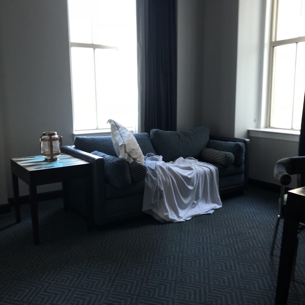 Kimpton Cardinal Hotel - Couch - Hotels Near Me - Winston-Salem, North Carolina