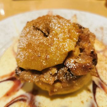 Zum Einhorn Kaiserswerth - Bratapfel mit Marzipan und Rosinen - Fashion Near Me - Dusseldorf, NW Zum Einhorn Kaiserswerth - Bratapfel mit Marzipan und Rosinen - Fashion Near Me - Dusseldorf, NW