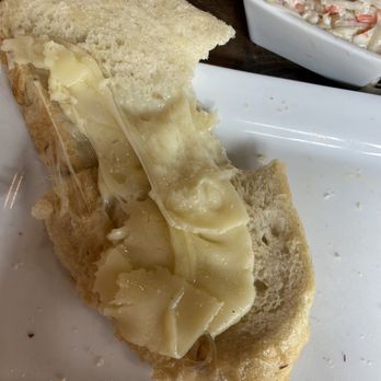 Gio's Gelato Cafe - Gelato Near Me - Port Jervis, New York