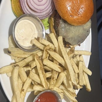 Echo & Rig - Signature burger - Steakhouses Near Me - Henderson, Nevada Echo & Rig - Signature burger - Steakhouses Near Me - Henderson, Nevada