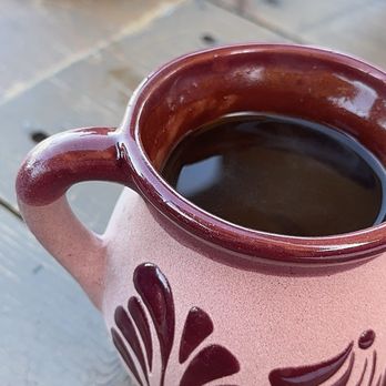 La Cheve Bakery and Brews - Cafe de Olla y una Mini Concha - Breakfast & Brunch Near Me - Napa, California