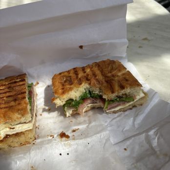Dave's Fresh Pasta - Sandwiches Near Me - Somerville, Massachusetts