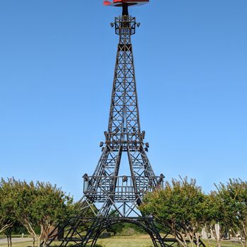 Eiffel Tower - Texas Eiffel Tower in Paris, Texas - Landmarks & Historical Buildings Near Me - Paris, Texas