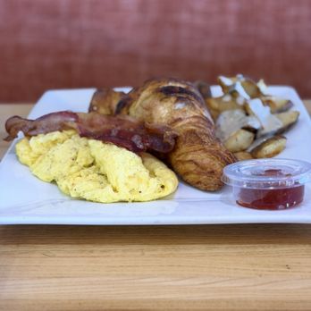 La Quiche Parisienne Bistro - Le Classic - Cafes Near Me - Albuquerque, New Mexico La Quiche Parisienne Bistro - Le Classic - Cafes Near Me - Albuquerque, New Mexico