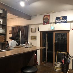 ザ ホール イン ザ ウォール Pubs 西荻北3 41 11 杉並区 東京都 Japan Phone Number Yelp