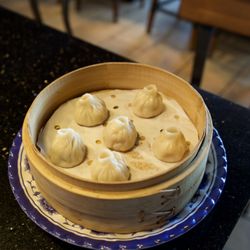 Kung Fu Noodle - New item! Famous juicy soup dumplings