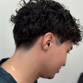 Luxury Moon - Hair cut - Hair Stylists Near Me - Tamarac, Florida Luxury Moon - Hair cut - Hair Stylists Near Me - Tamarac, Florida