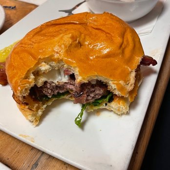 Session Room - Bobo Burger - Beer Bar Near Me - Ann Arbor, Michigan