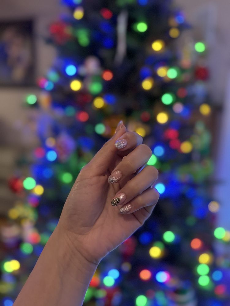 FANCY NAILS Updated July 2024 115 Photos & 108 Reviews 353 E 10th