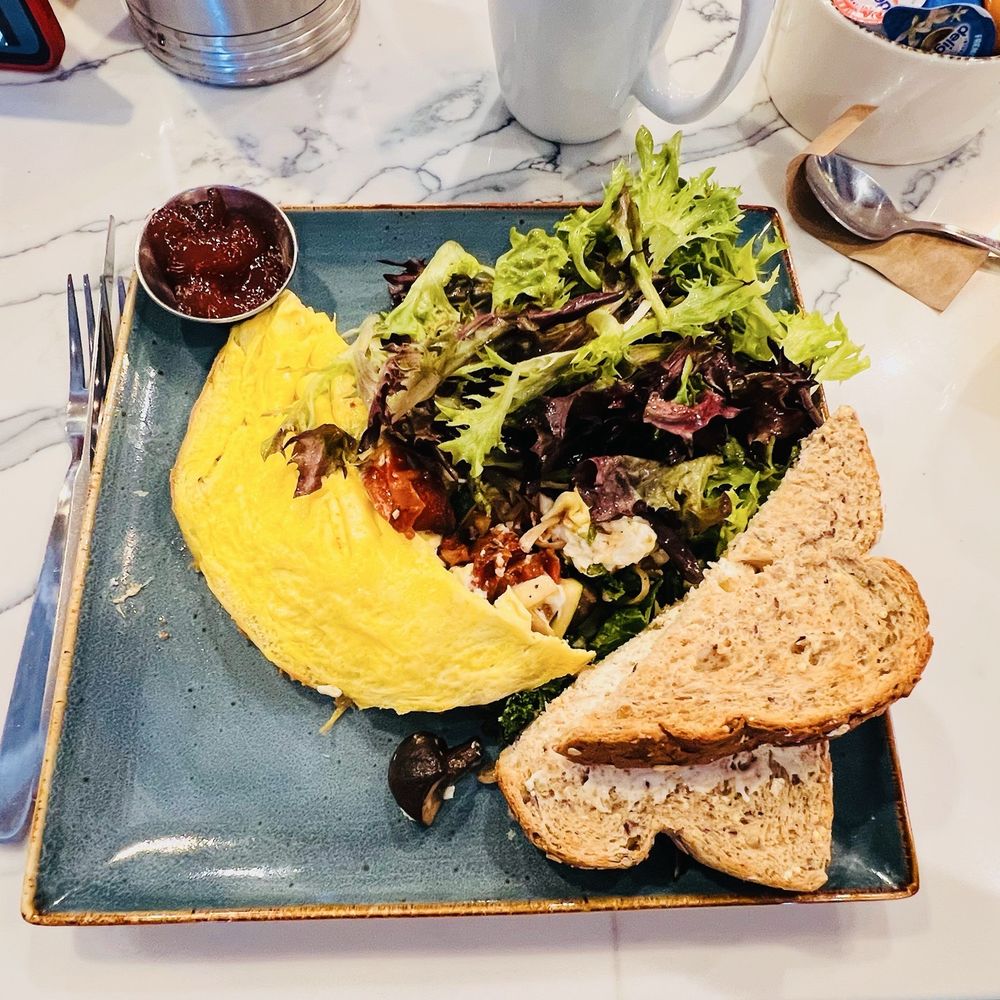 This is the egg scramble with goat cheese. My wife loved it! This is the egg scramble with goat cheese. My wife loved it!