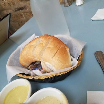 D'Candela Restaurant - Bread and peruvian hot sauce - Peruvian Near Me - Chicago, Illinois D'Candela Restaurant - Bread and peruvian hot sauce - Peruvian Near Me - Chicago, Illinois