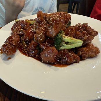 888 Chinese Restaurant - Sesame chicken - Chinese Near Me - Dickinson, Texas