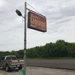 Betty's Liquor Store