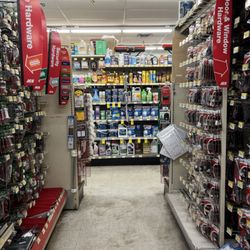 Lantana Ace Hardware - Aisle