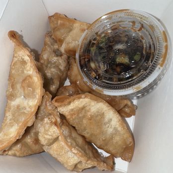 Mama Surang's Thai Kitchen - Chicken Pot Stickers (6pcs) - Thai Near Me - Las Vegas, Nevada