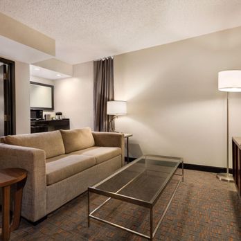 Wyndham Fort Smith - Hotels Near Me - Fort Smith, Arkansas