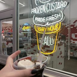 Stolen brownie sundae