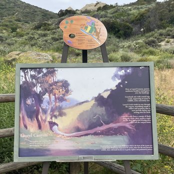 Laguna Coast Wilderness Park - Picture and painting spot setup - Parks Near Me - Laguna Beach, California Laguna Coast Wilderness Park - Picture and painting spot setup - Parks Near Me - Laguna Beach, California