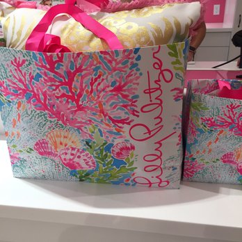 Palm Village - Lilly Pulitzer - Women's Clothing Near Me - Mandeville, Louisiana Palm Village - Lilly Pulitzer - Women's Clothing Near Me - Mandeville, Louisiana