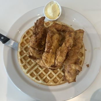 Over Easy - Goodyear - Chicken and waffles - Breakfast & Brunch Near Me - Goodyear, Arizona