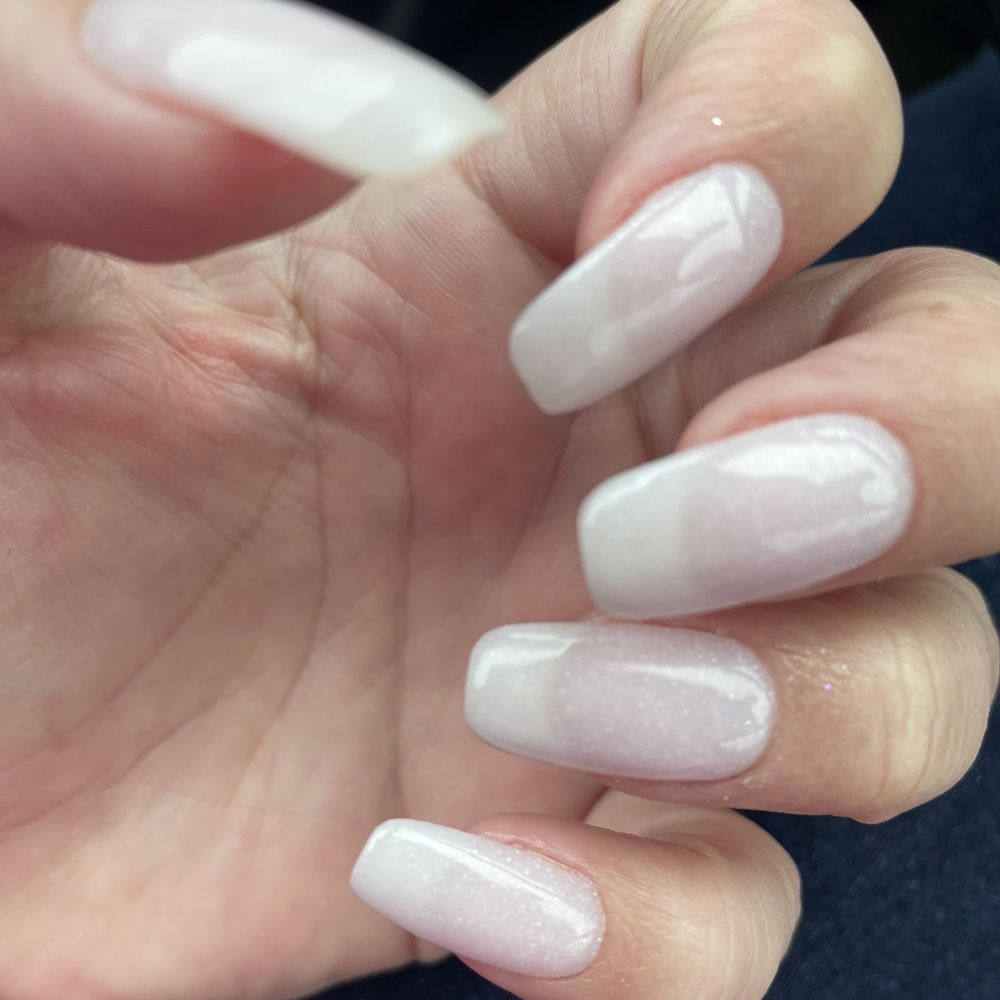 AVA Nail Bar - Nail Salons Near Me - Schaumburg, Illinois