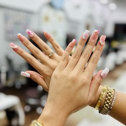 Elegant Nails & Spa