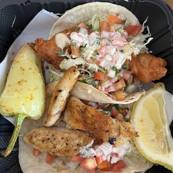 Miches De La Baja - 2 kinds of fish tacos - Seafood Near Me - Lake Elsinore, California