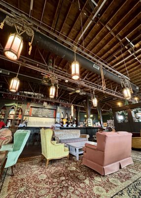 PETTY THIEVES BREWING COMPANY - Updated February 2026 - 215 Photos & 66 ...