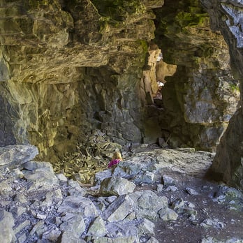 Bruce's Caves Conservation Area - Parks Near Me